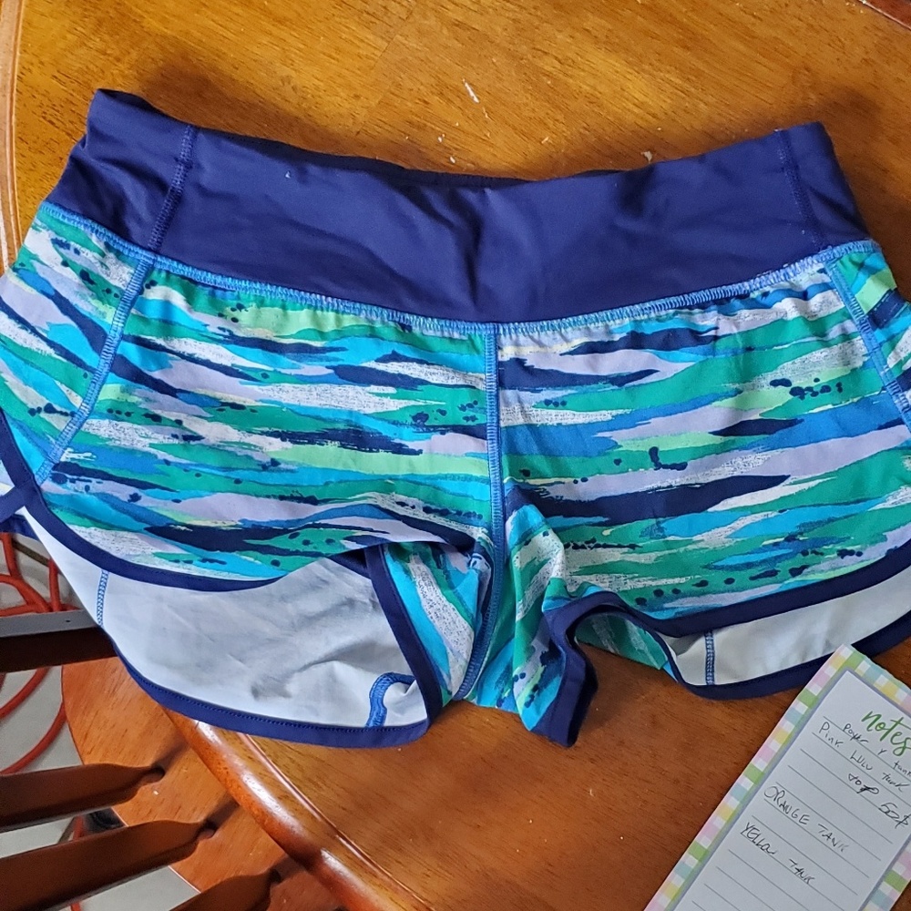 Blue and cool patterned lulu lemon shorts